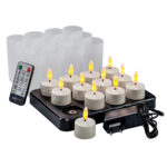 De LED waxinelichtjes 3D set bevat 12 oplaadbare kaarsen met een timer, afstandsbediening en een brandtijd van 175 uur. Voorzien van geel-oranje vlamvormige LED's en geleverd met oplaadbasis, houders en voedingsadapter.