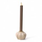 Een oplaadbare, donkergrijze LED taper kaars (250 mm, 400 branduren) van Dorsetto staat tegen een effen witte achtergrond.